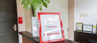 Reddoorz @ Garcia Hernandez Bohol