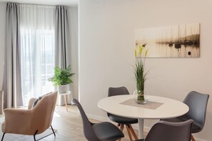 Dining - Laguna Mini Resort (Tivat)