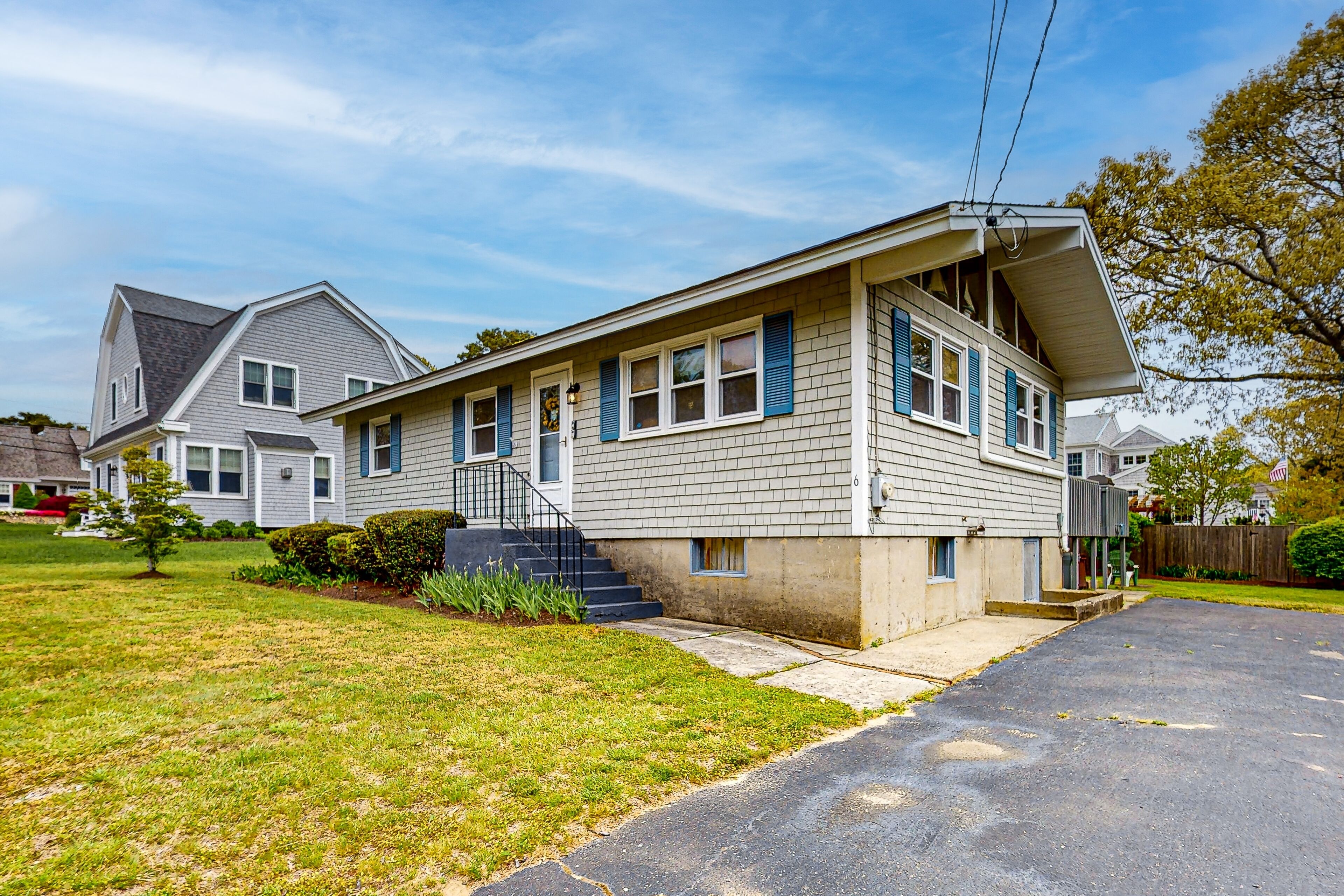 Family-Friendly Home w/Furnished Deck, Gas Grill, Free WiFi, Wash, Beach Access