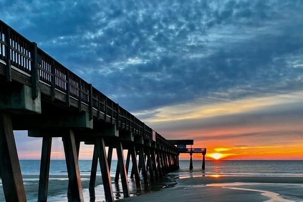 In Strandnähe, Liegestühle, Strandtücher