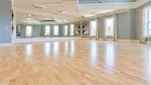 Interior - NEW Modern Beach Retreat in Amenity filled Community, 4 miles to Bethany Beach (Ocean View)