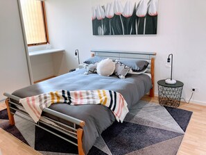 3 chambres, fer et planche Ă repasser, Wi-Fi gratuit