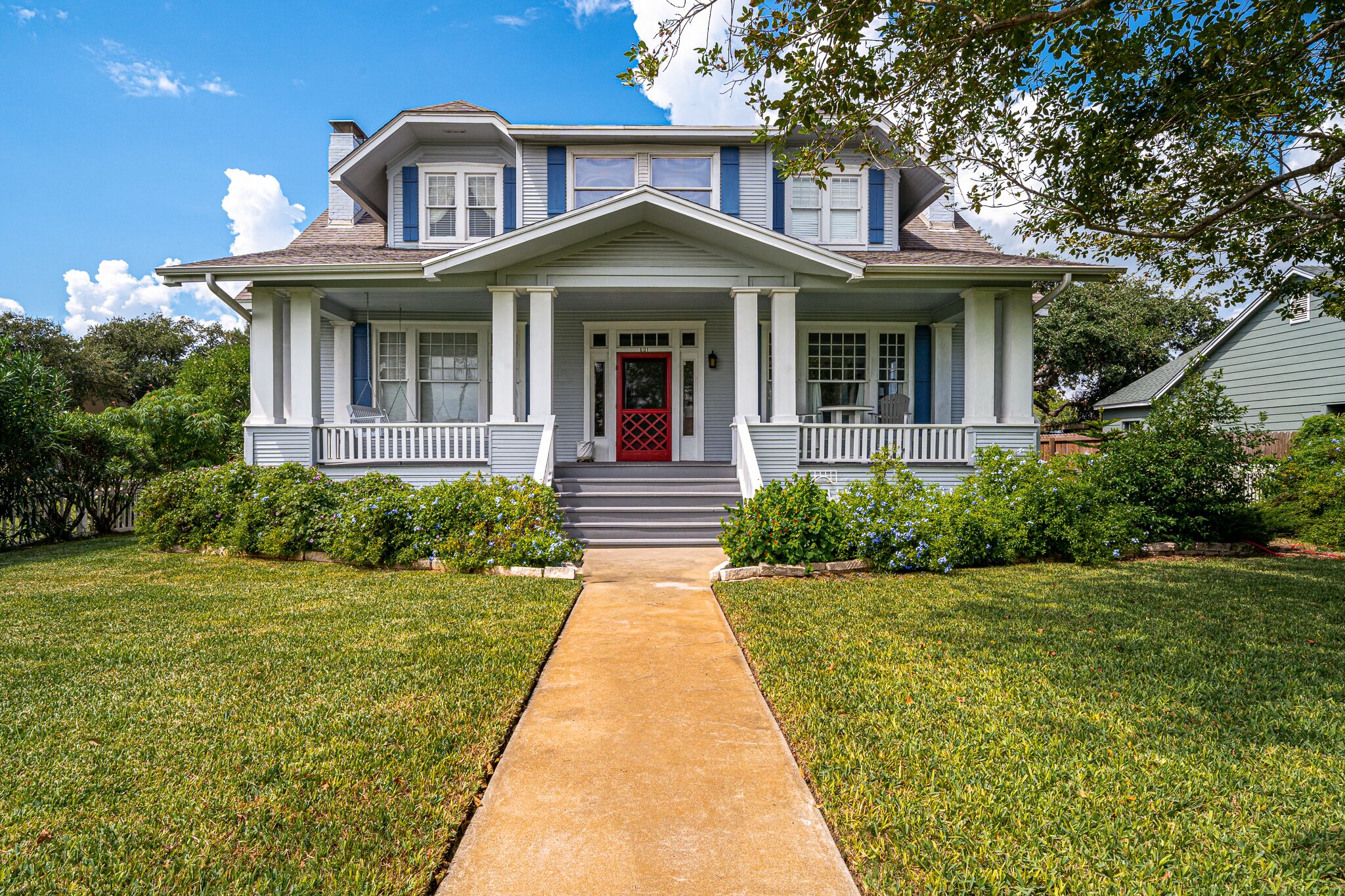 Remodeled Historic Rockport Home with 2 Masters