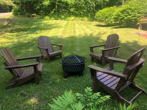 Property grounds - New! Family Townhome with Hot Tub, Shuttle service (Dover)