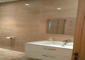 Een douche, een bidet