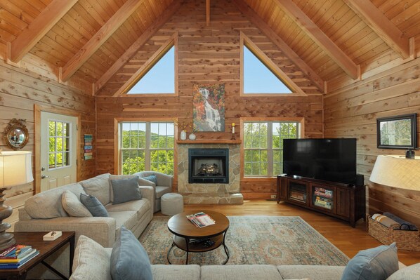 Smart TV, chimenea, Netflix, Hulu