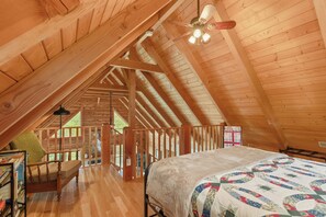 3 habitaciones, escritorio, tabla de planchar con plancha y wifi gratis