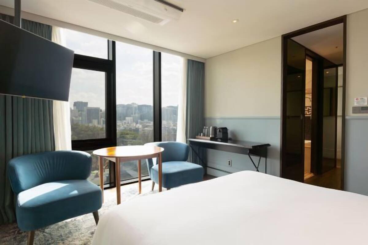 1 bedroom, premium bedding, down duvets, pillow-top beds
