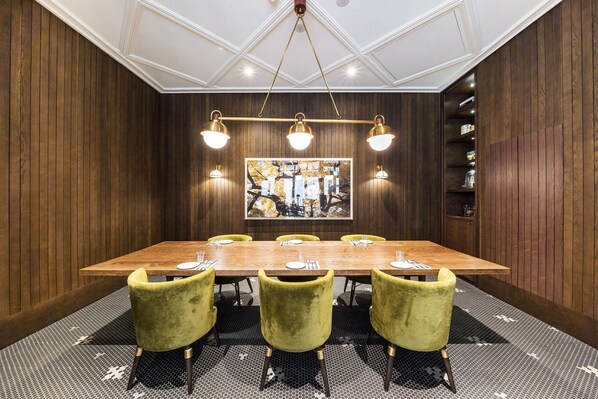 Breakfast, lunch, dinner served; Modern European cuisine, garden views