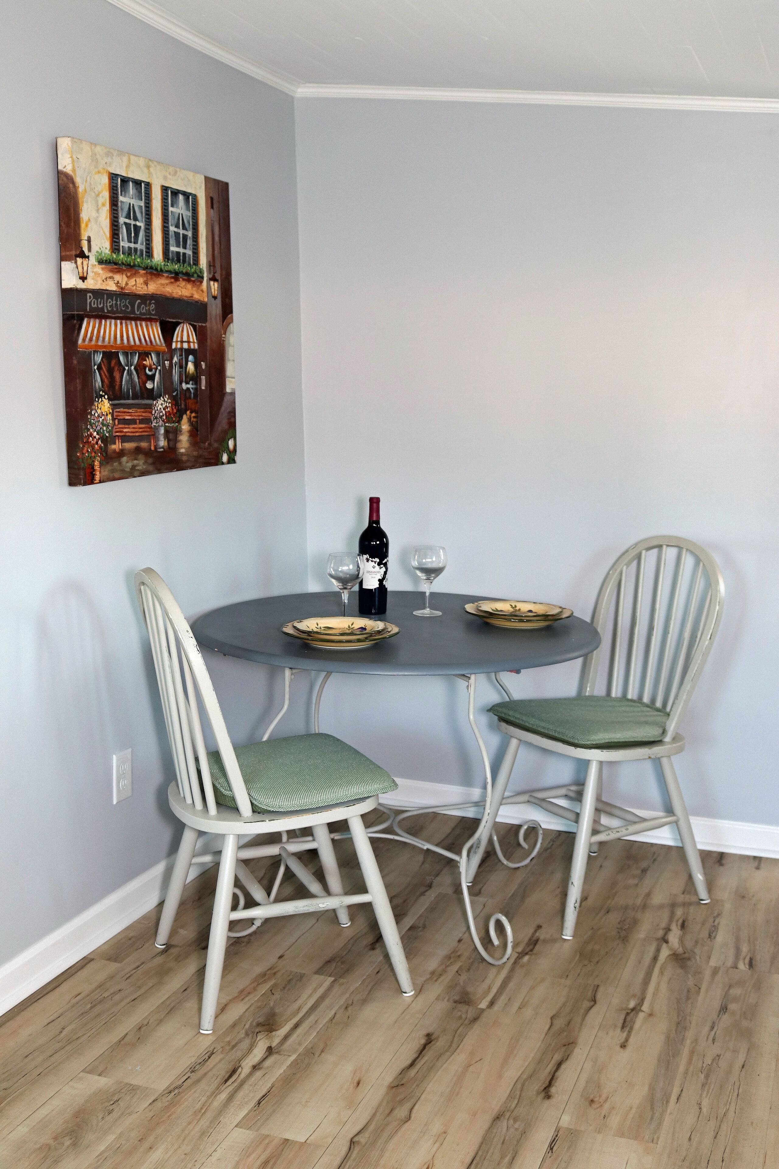 Cozy Cottage  Less than 10 mins to Pickwick Lake & Conference Center & Downtown!