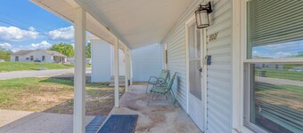 Cozy Cottage: Under 10 minutes to Pickwick Lake, downtown, & conference center!