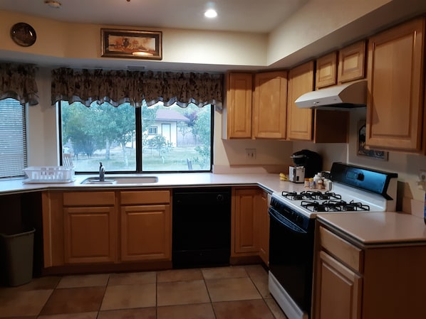 Fridge, microwave, oven, dishwasher