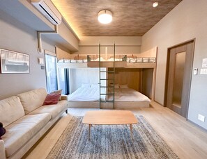 1 bedroom, desk, free WiFi, bed sheets