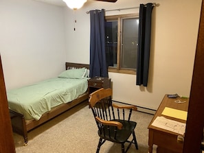 3 bedrooms, WiFi, bed sheets