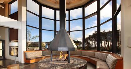 Ocean-view 1-Bedroom Suite at Seascape Beach Resort