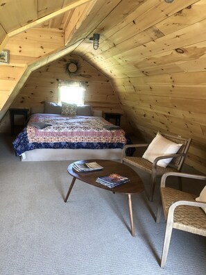 6 bedrooms, WiFi, bed sheets