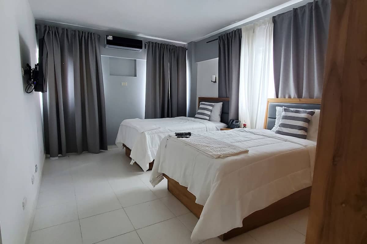 egyptian cotton sheets, premium bedding, down duvets, pillow-top beds