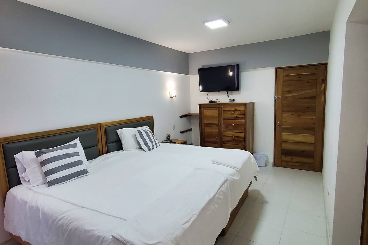 egyptian cotton sheets, premium bedding, down duvets, pillow-top beds