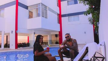 Outdoor pool, sun loungers