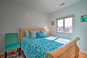 2 bedrooms, desk, iron/ironing board, free WiFi