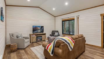 Smart TV, chimenea