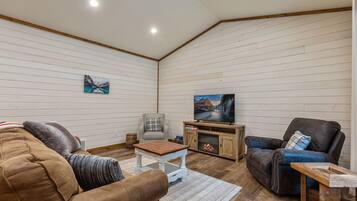 Smart TV, chimenea