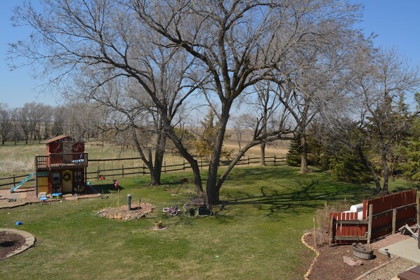 Property grounds - Spacious Farm Stay (Salem)