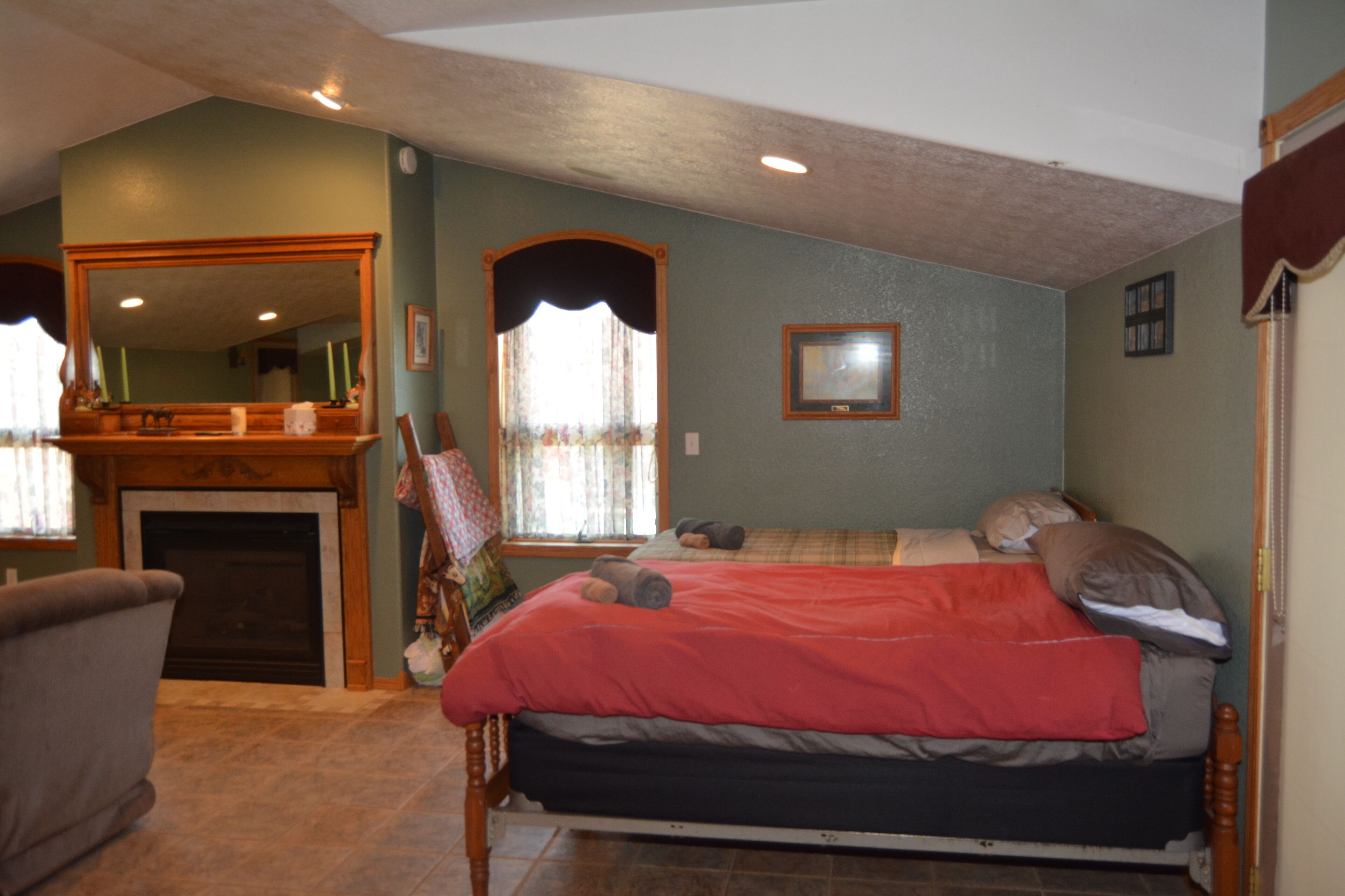 1 غرفة نوم وسرير سفر وواي فاي مجانًا وملاءات أسرّة