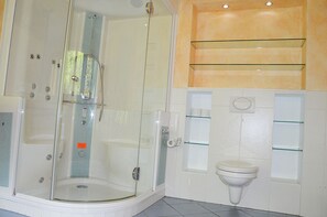 تجهيزات دش، مجففات شعر، مناشف