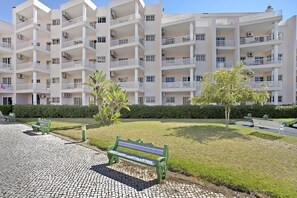 Exterior - Estrela do Vau Apartment with Sea View, Pool, A/C, Wi-Fi, Garden, Terrace and Balcony (Portimão)