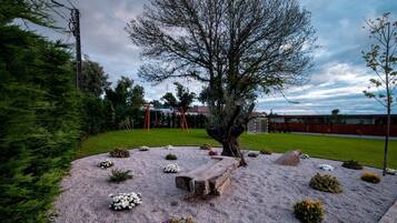 Enceinte de lâhĂ©bergement