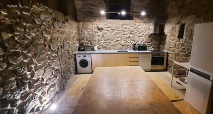 Haustierfreundliches Ferienhaus Villae Carreiro mit Pool, Klimaanlage, WLAN, Garten und Terrasse