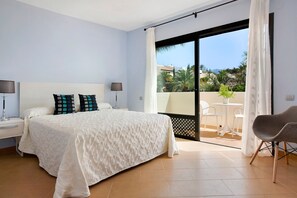 3 habitaciones, tabla de planchar con plancha y wifi gratis