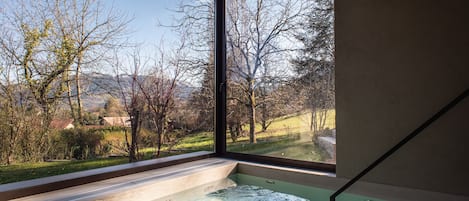 Indendørs pool, udendørs pool