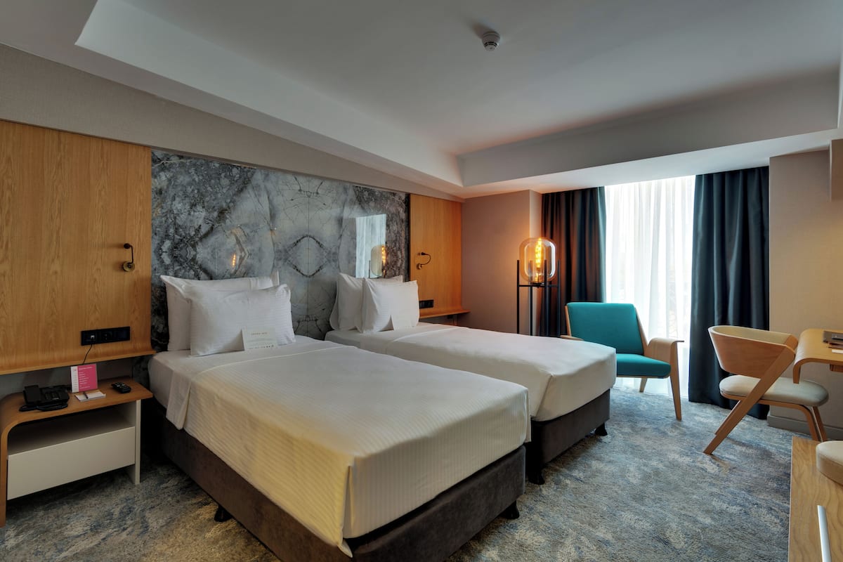Superior Twin Room | In-room safe, blackout drapes, iron/ironing board, WiFi (free)
