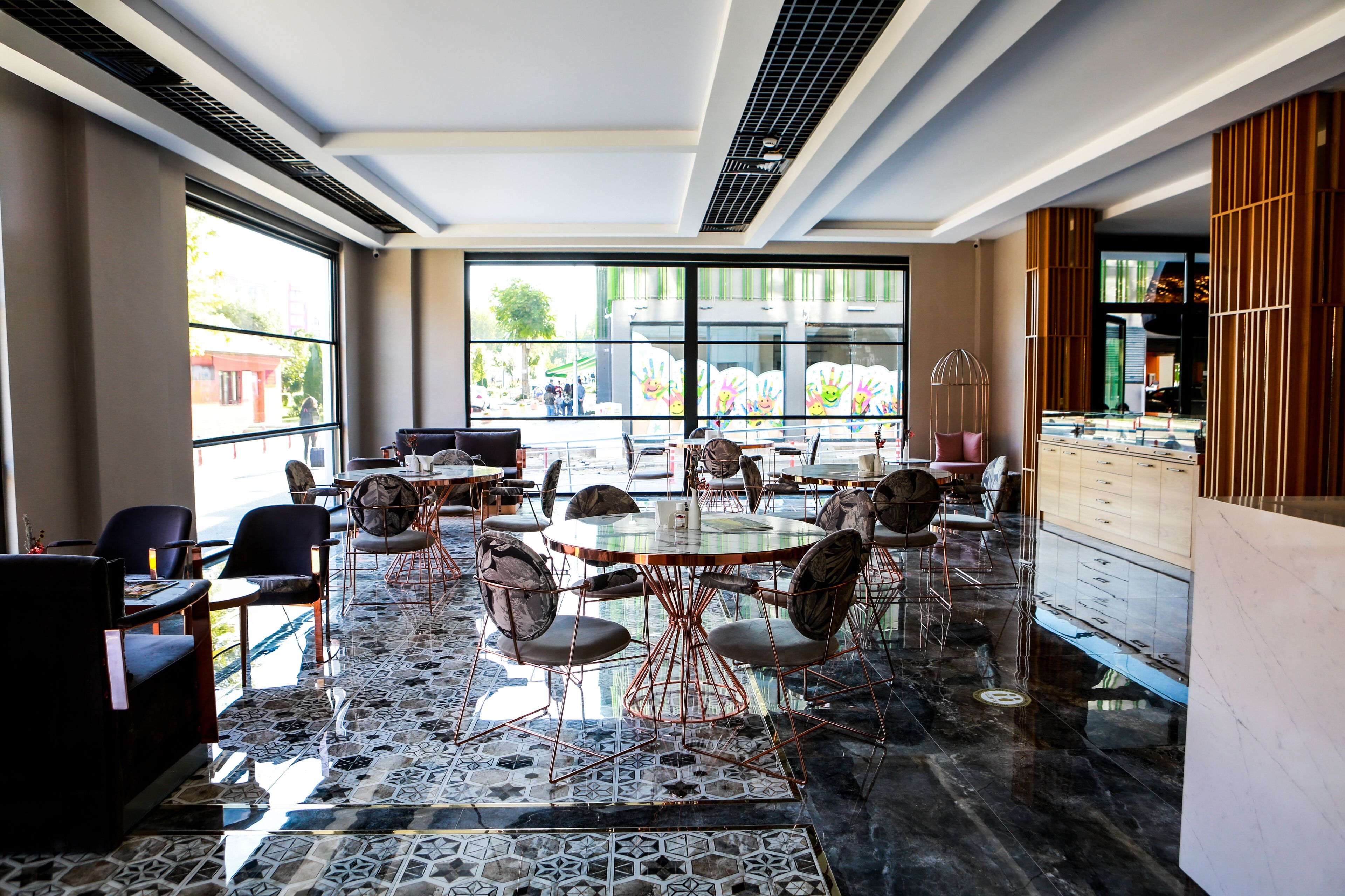 Dagelijks ontbijtbuffet (TRY 550 per persoon)