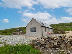 Exterior - Shore Cottage, Errislannan (Clifden)