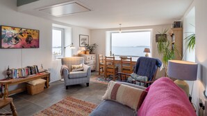 Unclassified image, 3 of 24, button - Shore Cottage, Errislannan (Clifden)