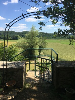 Enceinte de lâhĂ©bergement