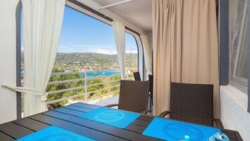 Apartment, 1 Queen-Bett und Schlafsofa | 1 Schlafzimmer, Bügeleisen/Bügelbrett, kostenloses WLAN, Bettwäsche