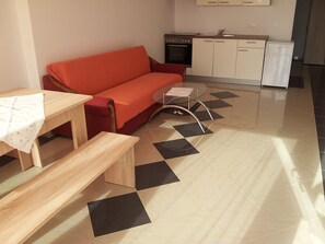Dining - Apartment Manuel With 1 Bedroom With Terrace and sea View (Omisalj)