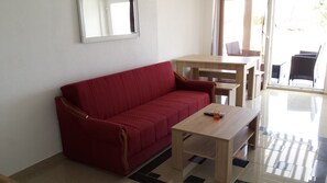 Living room - Apartment Misel With Bedrooms With Terrace and sea View (Omisalj)