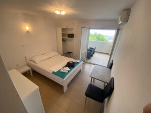 ห้องพัก, 1 ห้องนอน, พร้อมสิ่งอำนวยความสะดวกสำหรับผู้พิการ, สูบบุหรี่ได้ | 1 ห้องนอน