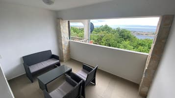 Room, 1 Bedroom, Accessible, Smoking | Balcony