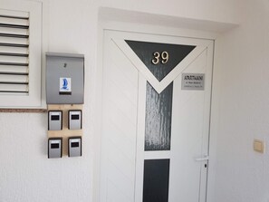 Room, 1 Bedroom, Accessible, Smoking | Property entrance - Room-studio Melissa With Terrace and sea (Omisalj)