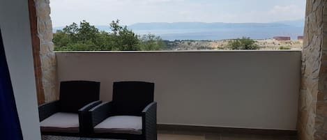 Room, 1 Bedroom, Accessible, Smoking | Balcony