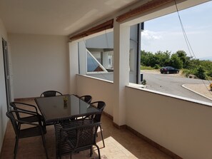 Apartment, 2 Bedrooms, Balcony | Balcony