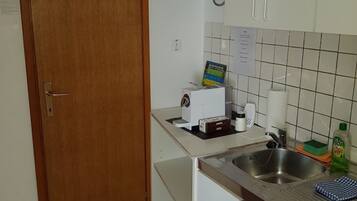 Apartment, 1 Bedroom, Accessible, Smoking | Interior