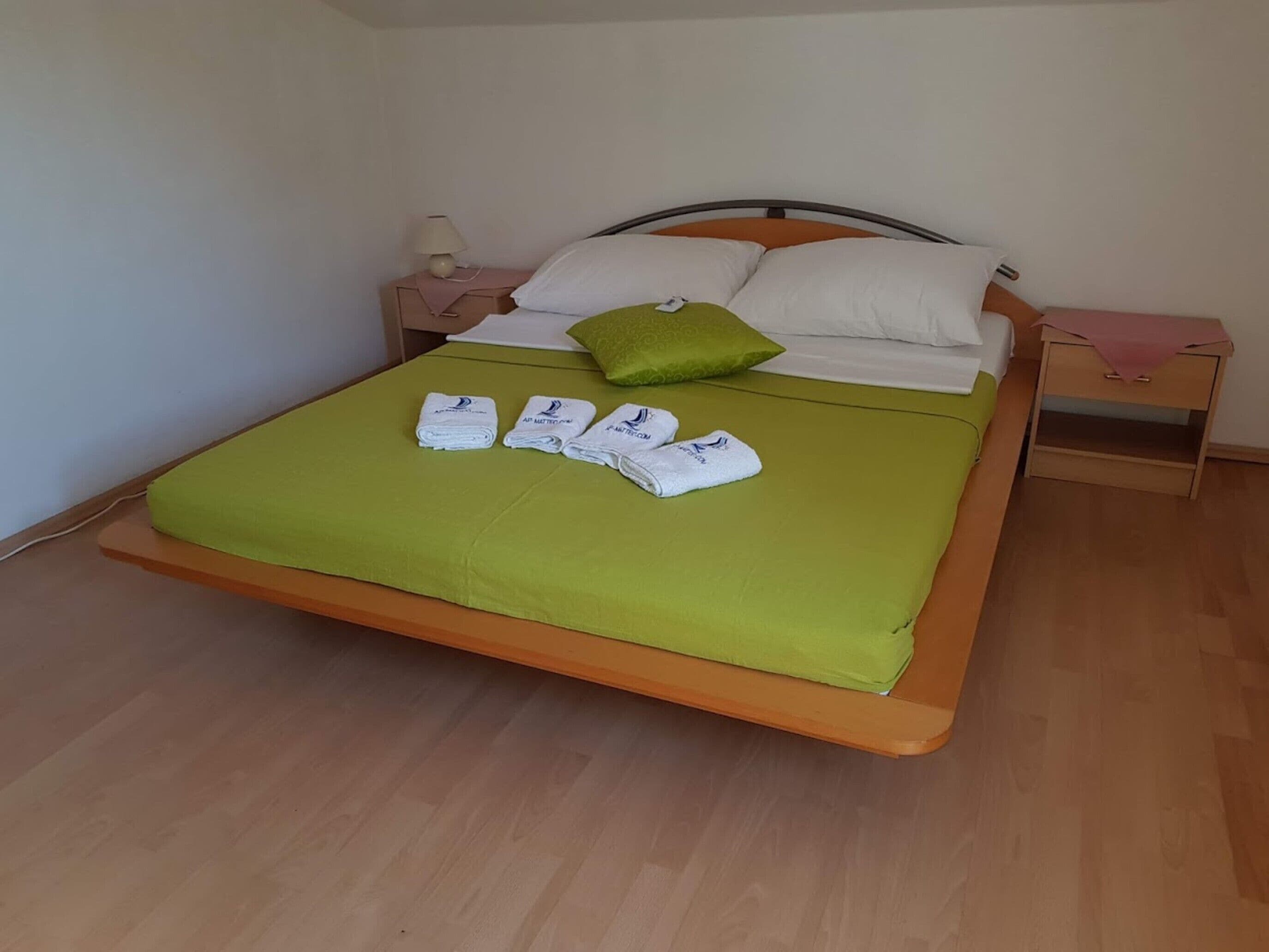 Apartment, 1 Bedroom, Accessible, Smoking | 1 bedroom, iron/ironing board