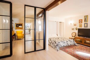 3 Schlafzimmer, Bügeleisen/Bügelbrett